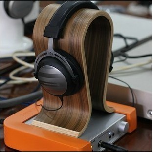 Wooden-Classic-Omega-font-b-Headphone-b-font-Stand-Holder-Headset-Dispaly-Show-Accessories-forSennheiser-font