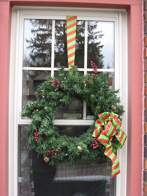 Nail-Free Wreath Hanging